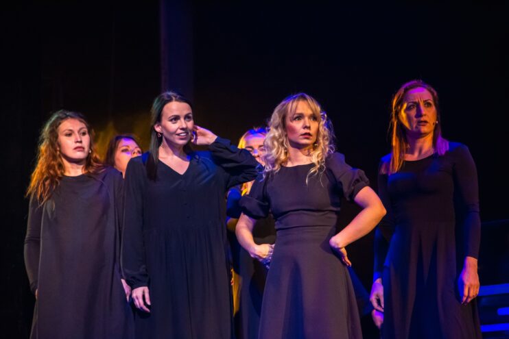 Голоса из детства: В Тверском театре кукол представили спектакль-исповедь