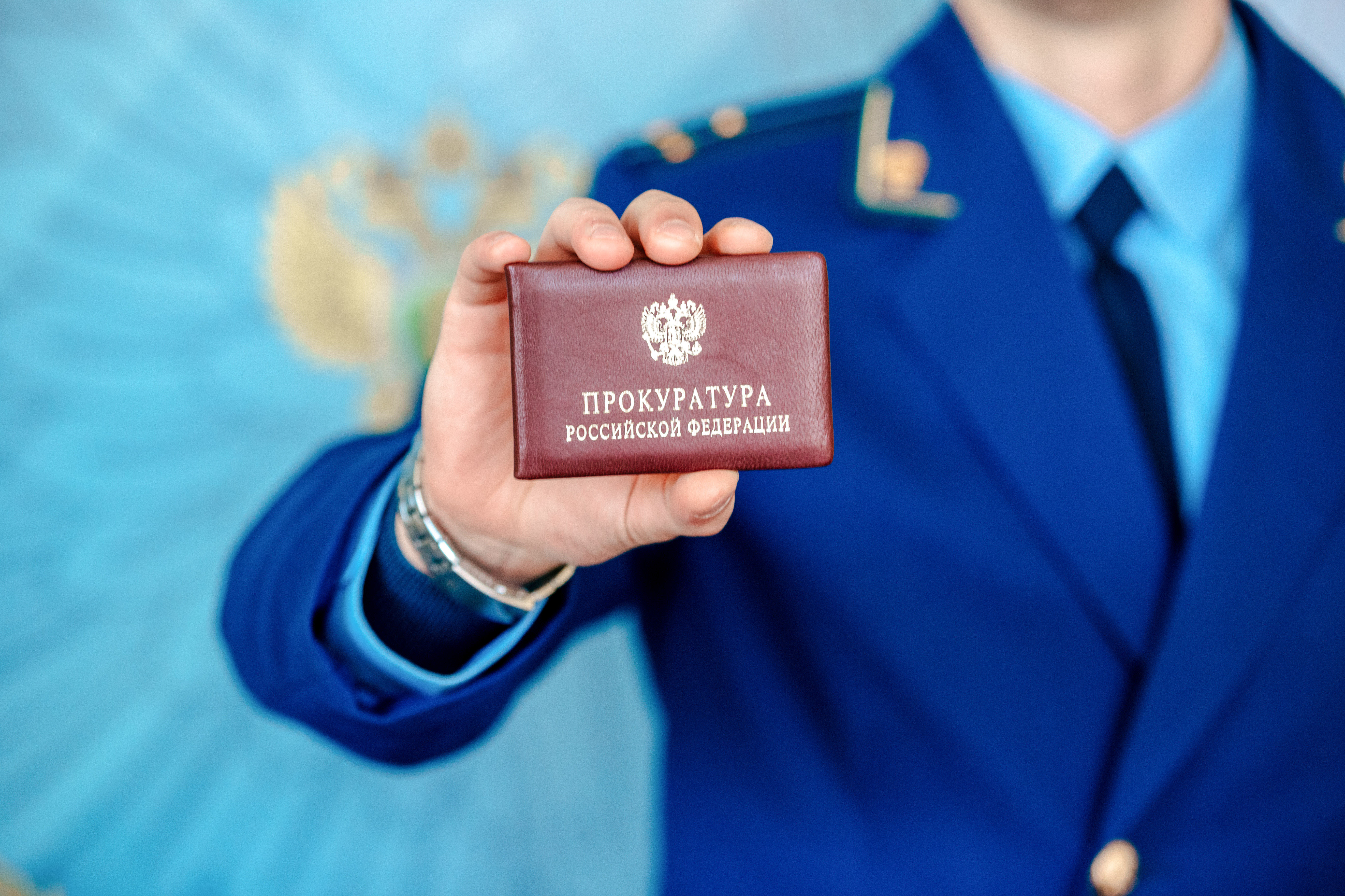 Житель Тверской области заплатит штраф за оскорбление матери За чужой счет: Житель Твери нашел на асфальте карту и расплатился ей в рюмочной