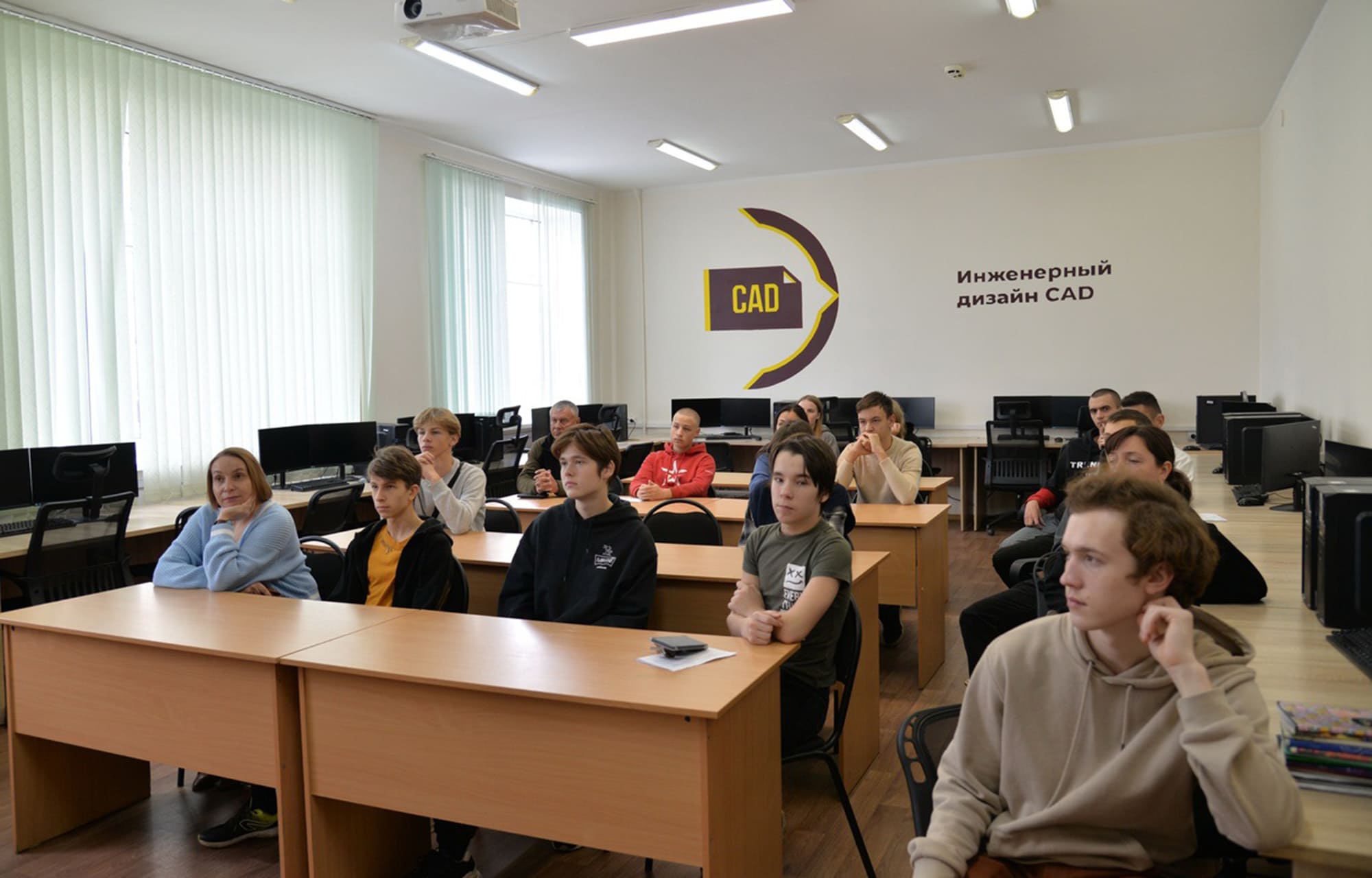 Школьники Тверской области стали участниками Единого дня открытых дверей Школьники Тверской области стали участниками Единого дня открытых дверей