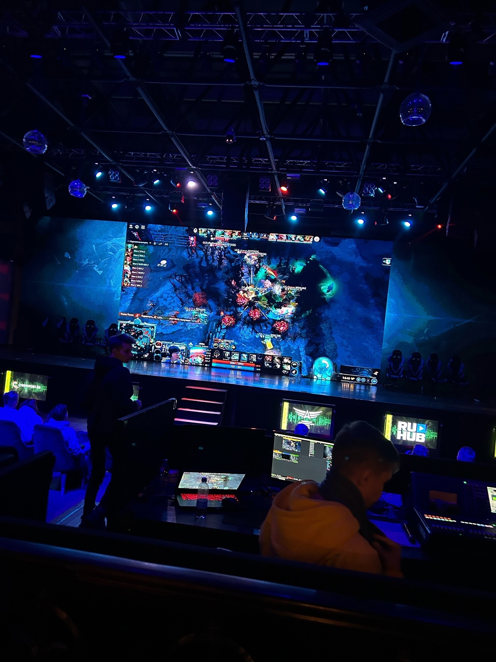 Поиграли за вас: Почему так популярна Dota 2