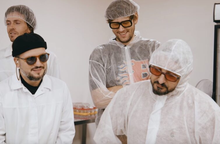 Известные друзья-импровизаторы искали приключения в Твери и Завидово Известные друзья-импровизаторы искали приключения в Твери и Завидово