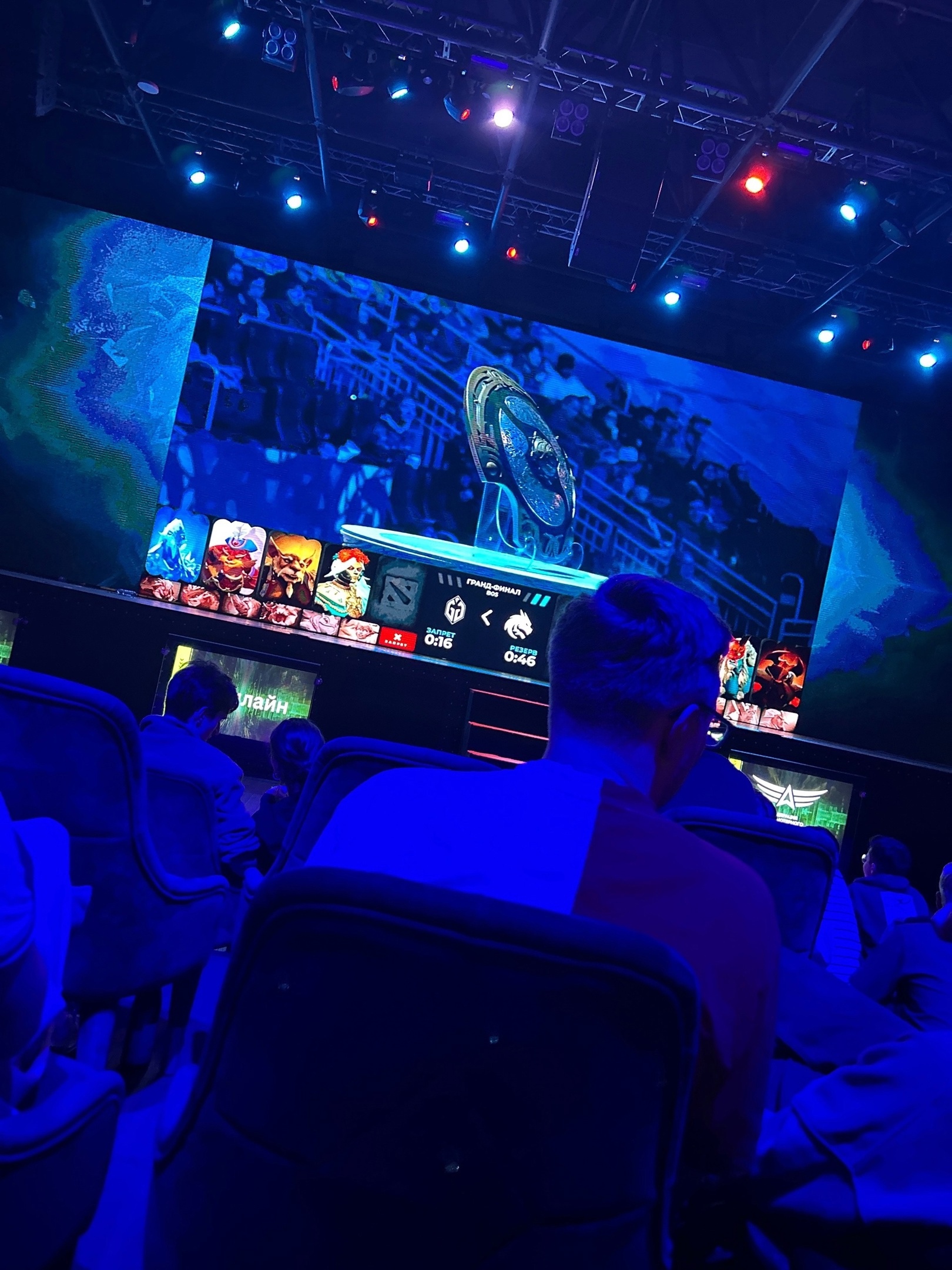 Поиграли за вас: Почему так популярна Dota 2