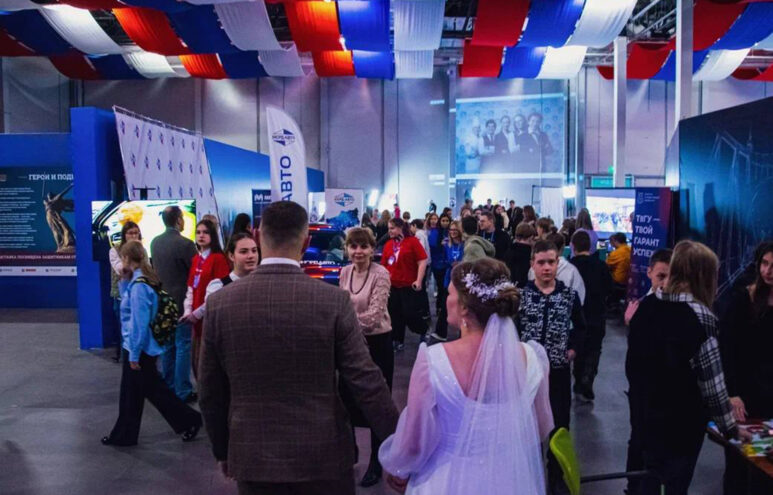 Фестиваль «Билет в будущее» помогает школьникам Тверской области с выбором профессии