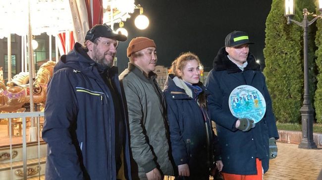 В Туле начались съемки многосерийного художественного фильма «Курьеры» В Туле начались съемки многосерийного художественного фильма «Курьеры»