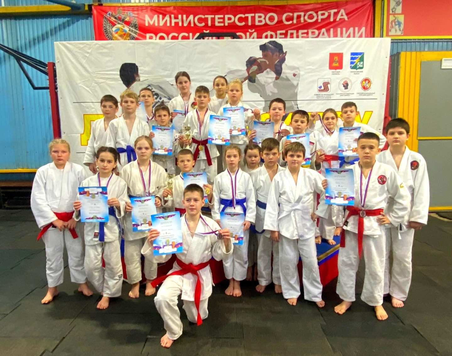 Всероссийский турнир и Первенство РФ по джиу-джитсу прошли в Конаковском районе Всероссийский турнир и Первенство РФ по джиу-джитсу прошли в Конаковском районе