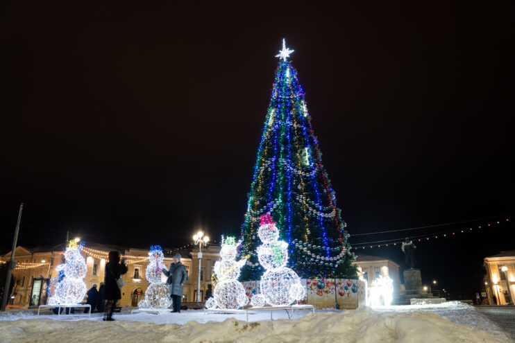 Tele2 дарит новогодние подарки за клиентов