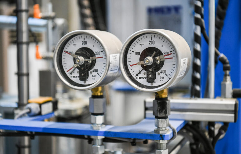 В Тверской области запустили производство светопрозрачных фасадных ограждающих конструкций В Тверской области запустили производство светопрозрачных фасадных ограждающих конструкций