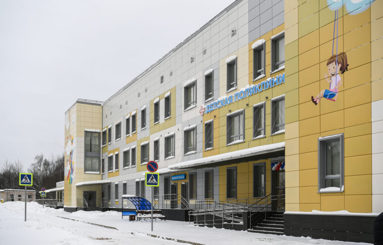 Игорь Руденя посетил ЦРБ и новые детские поликлиники в Кимрах