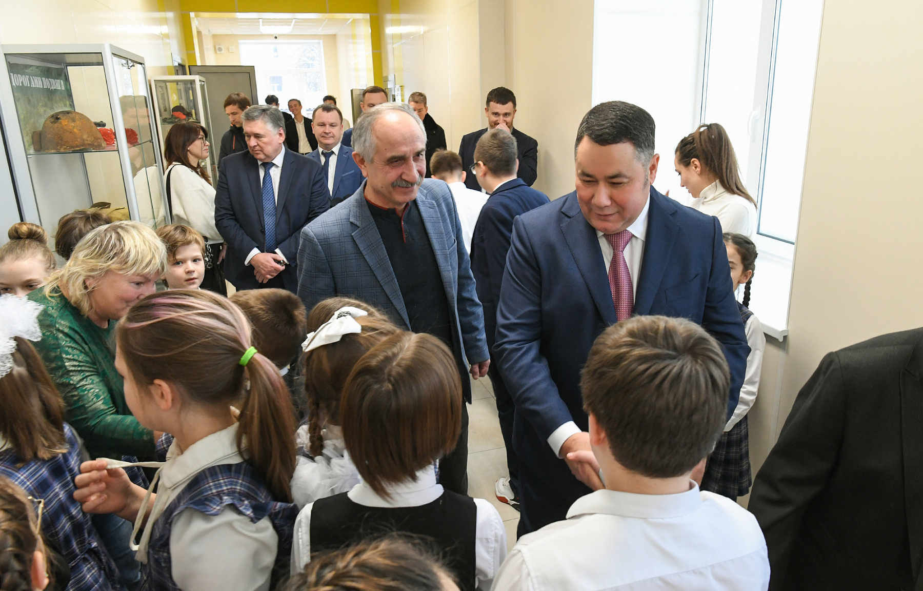 В Твери после модернизации открылось основное здание средней школы №17