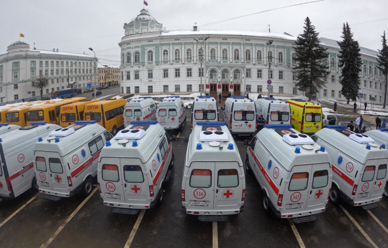Муниципалитетам Тверской области передали ключи от нового транспорта