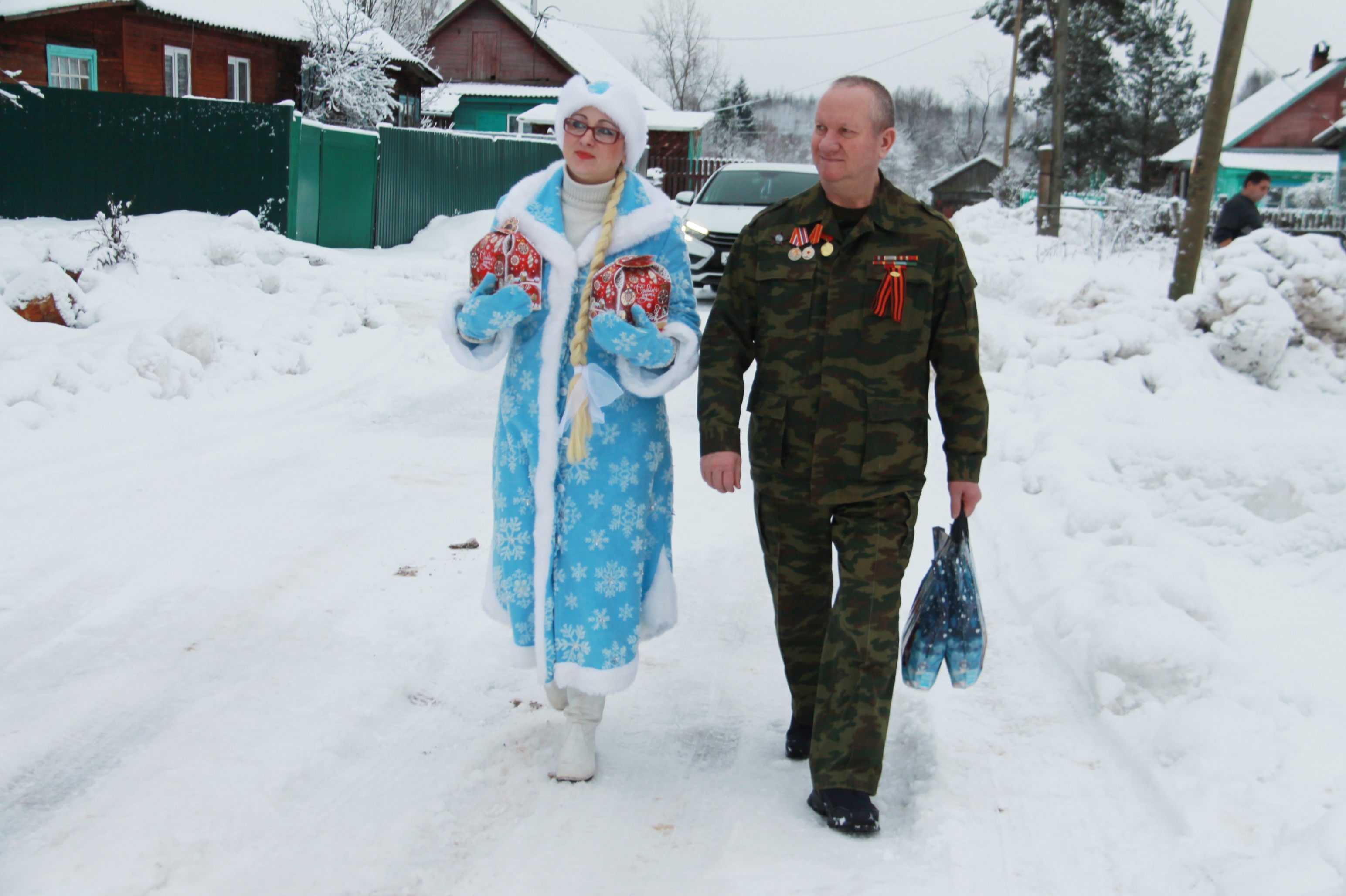 В Нелидовском округе детям мобилизованных бойцов вручили новогодние подарки