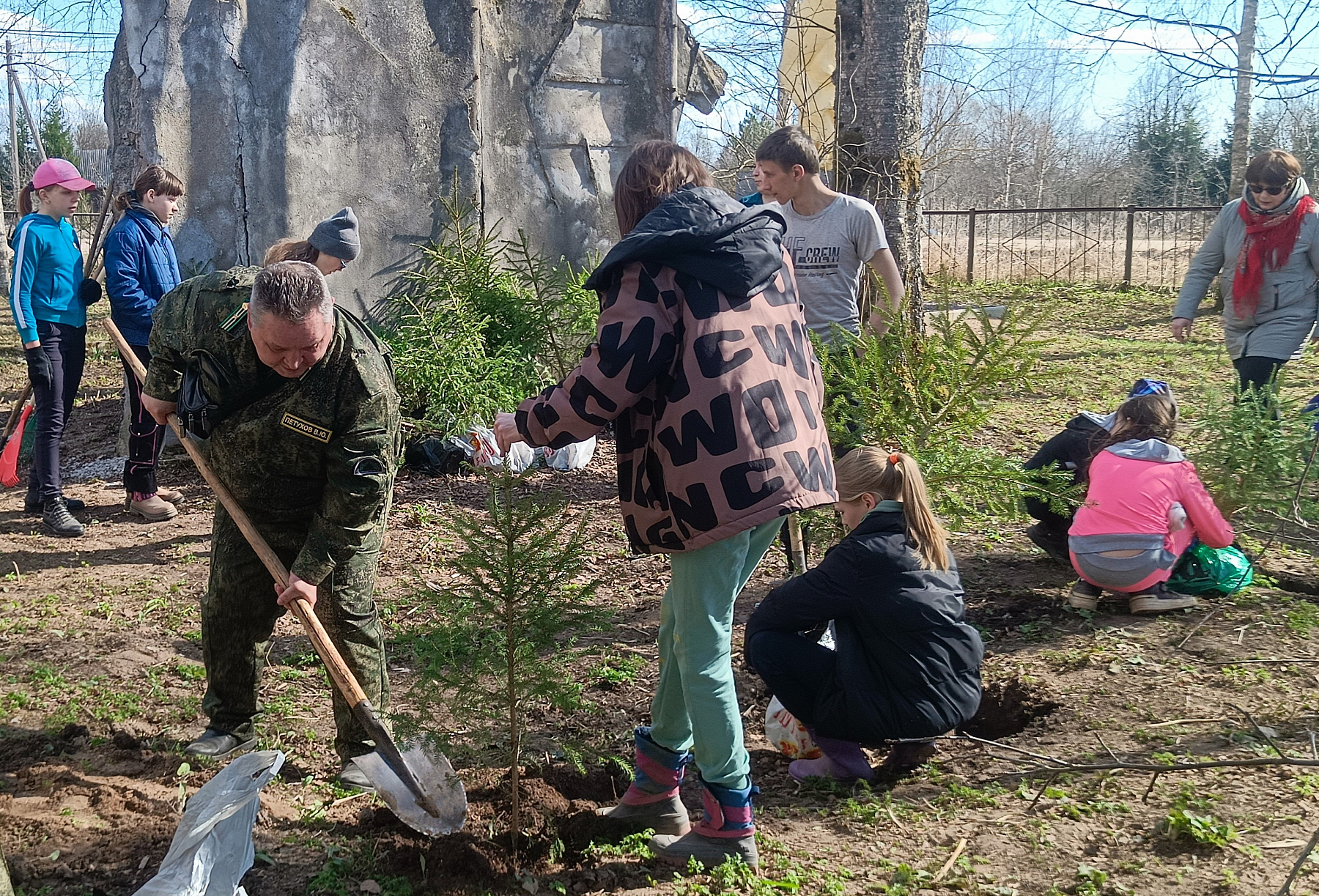 Юные жители Тверской области учатся охранять природу в школьных лесничествах Юные жители Тверской области учатся охранять природу в школьных лесничествах