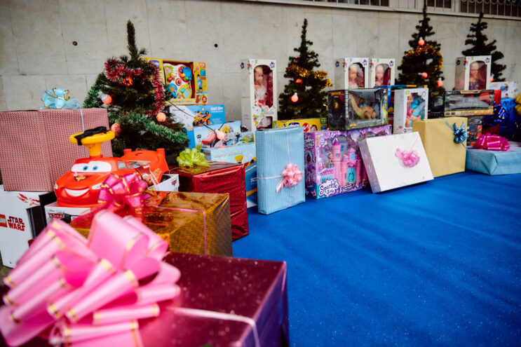 Как упаковать новогоднюю посылку Как подобрать корпоративные подарки на Новый год