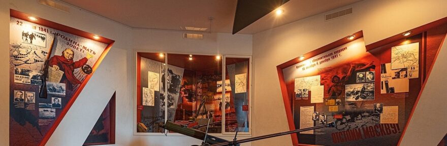 Губернатор Игорь Руденя поздравил ветеранов и жителей Калининского округа с 82-ой годовщиной освобождения территории от фашистов Губернатор Игорь Руденя поздравил ветеранов и жителей Калининского округа с 82-ой годовщиной освобождения территории от фашистов