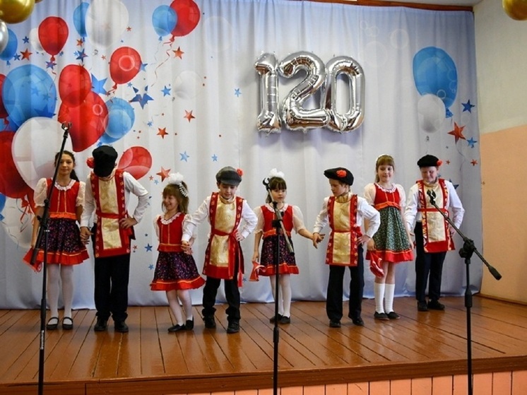 Бологовская школа Андреапольского округа отметила своё 120-летие