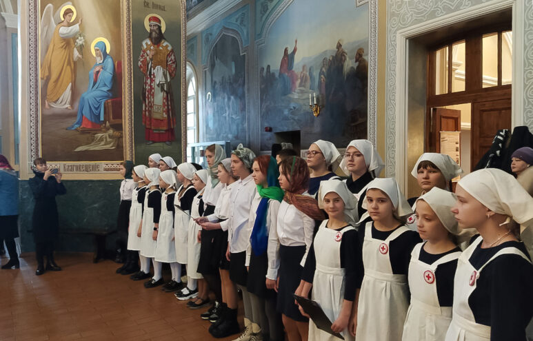 В Тверской области прошла церемония вступления новых учащихся в ряды Дружины сестёр милосердия имени Екатерины Бакуниной
