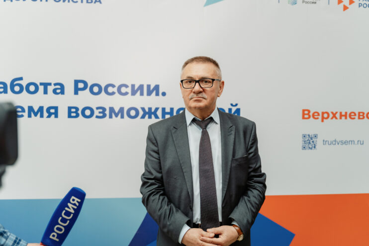 Сергей Исаев: Регион поддерживает программы по трудоустройству подростков