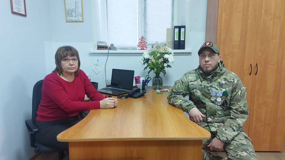 Участника боев за Артёмовск из Верхневолжья признали ветераном боевых действий Участника боев за Артёмовск из Верхневолжья признали ветераном боевых действий
