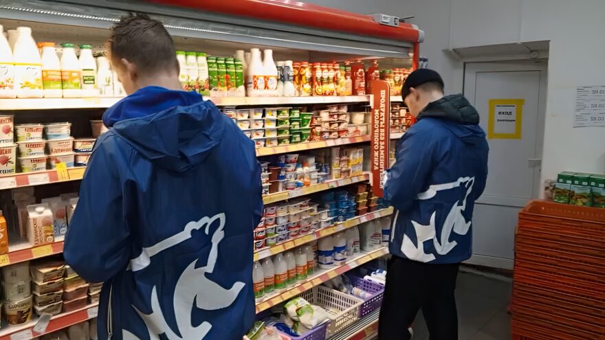 В Твери волонтеры проверили качество товаров в продуктовых магазинов В Твери волонтеры проверили качество товаров в продуктовых магазинов