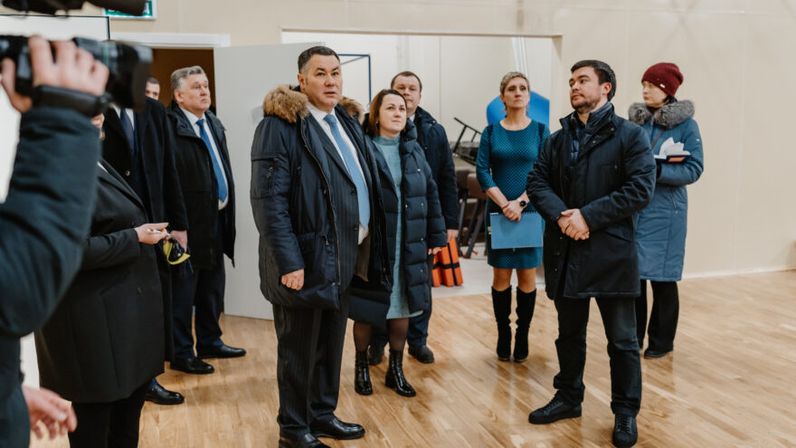 Большой фоторепортаж инспекционной поездки губернатора по строящимся школам и поликлинике в Твери Большой фоторепортаж инспекционной поездки губернатора по строящимся школам и поликлинике в Твери