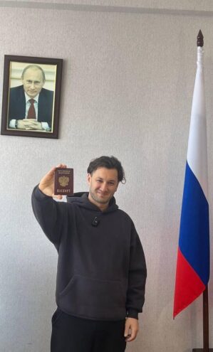 Звездные разборки: "Нагадай" Гагариной, российское гражданство Юрия Бардаша и суд над "Би-2" Звездные разборки: "Нагадай" Гагариной, российское гражданство Юрия Бардаша и суд над "Би-2"