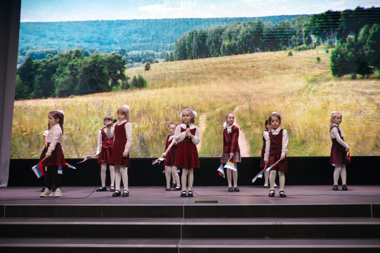 В Тверской области школьников посвящают в Орлята России
