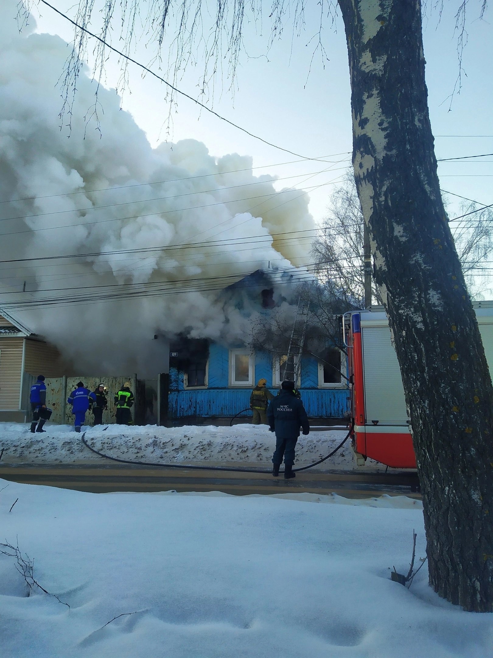 В Торжке горел жилой дом
