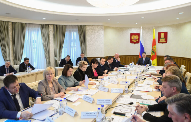 Игорь Руденя обсудил с главами муниципалитетов пожарную безопасность и вопросы тепло и электроснабжения