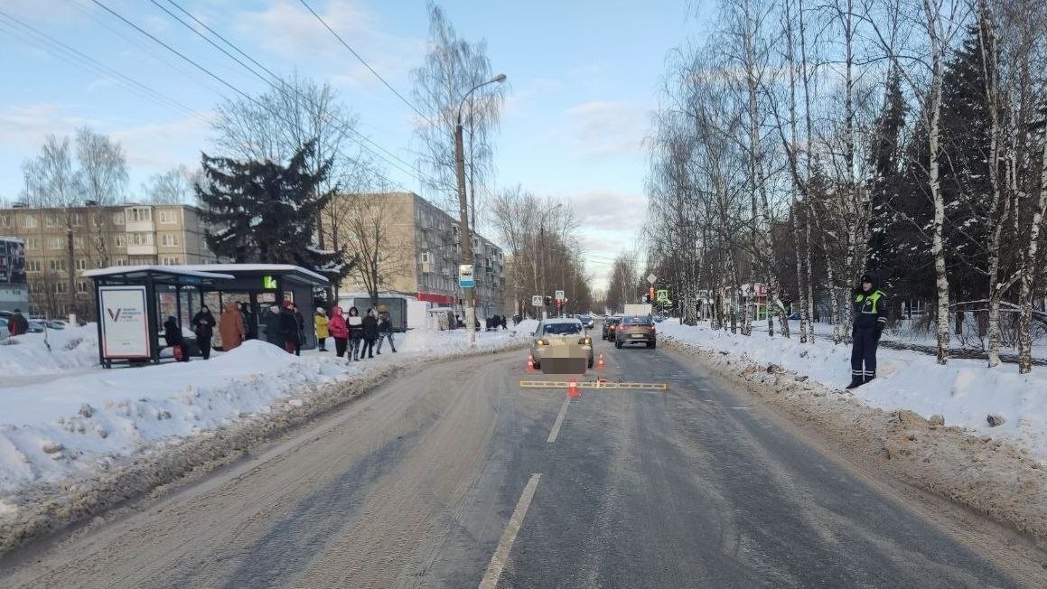 В Твери нетрезвый пешеход попал под колеса иномарки