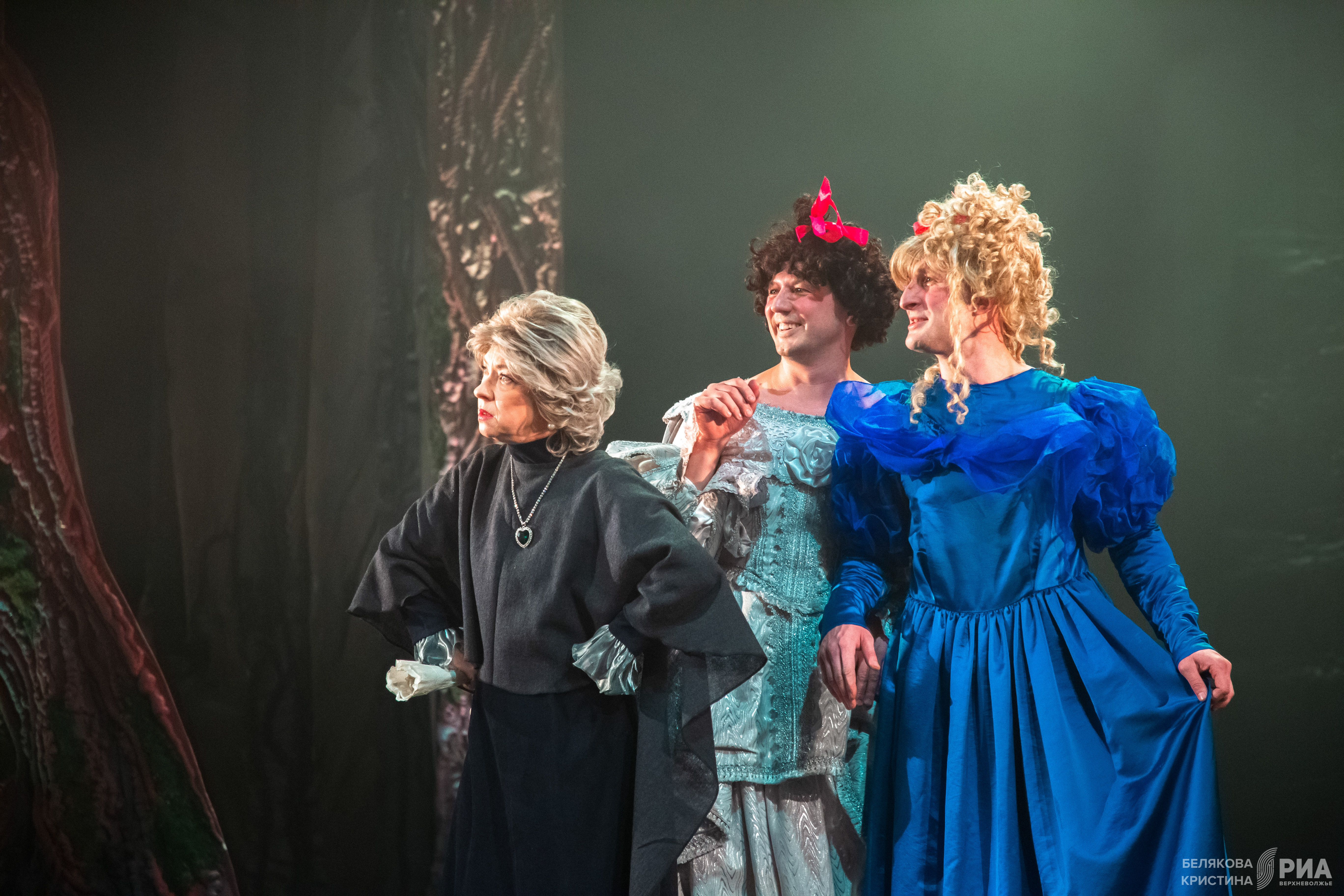 Куда пропал прекрасный принц: Пять принцесс меняют свою судьбу в Тверском ТЮЗе Куда пропал прекрасный принц: Пять принцесс меняют свою судьбу в Тверском ТЮЗе