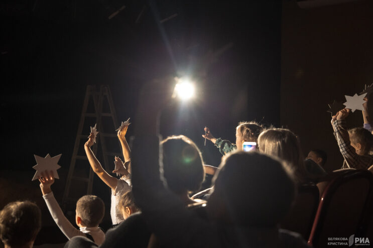 За зимними звездами: Тверской театр драмы подготовил для малышей сказку о том самом Ежике