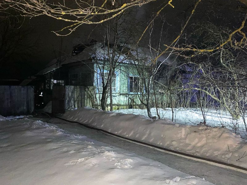 В Тверской области после тушения пожара в доме обнаружили тело женщины В Тверской области после тушения пожара в доме обнаружили тело женщины