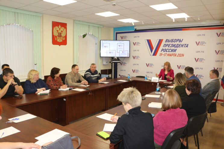 Информационные материалы о выборах президента России будут размещены в крупных торговых центрах