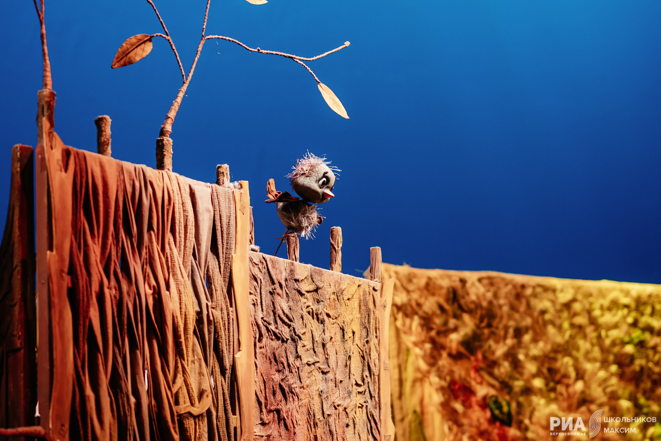 О настоящей дружбе: Тверской театр кукол представил обновлённый спектакль Аистёнок и Пугало