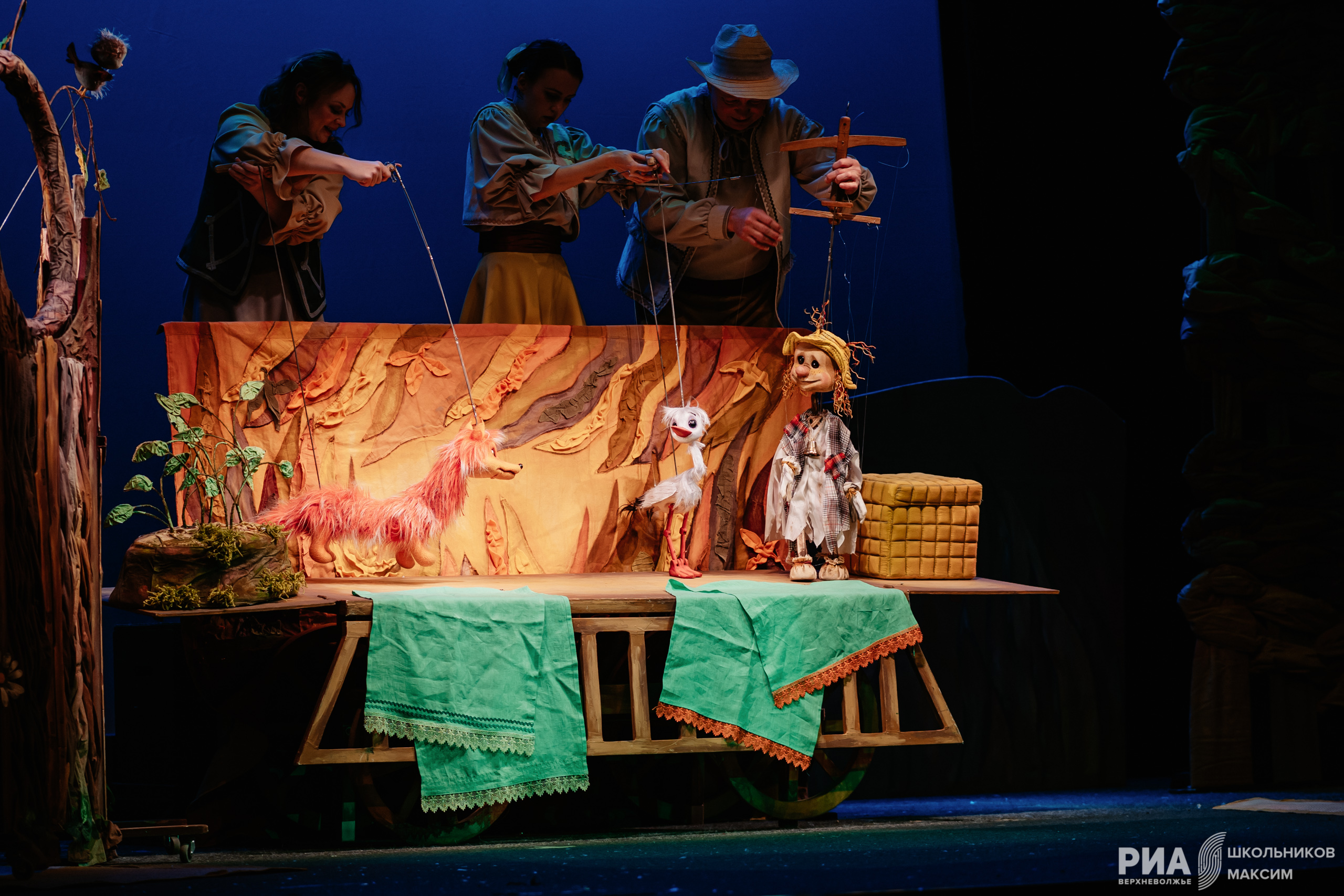 О настоящей дружбе: Тверской театр кукол представил обновлённый спектакль Аистёнок и Пугало