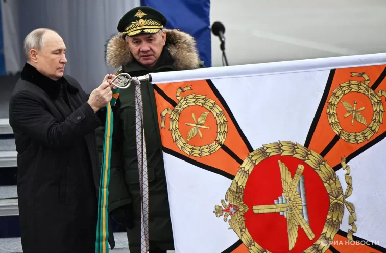 Владимир Путин наградил Орденом Суворова 344-й Государственный Центр боевого применения армейской авиации в Торжке