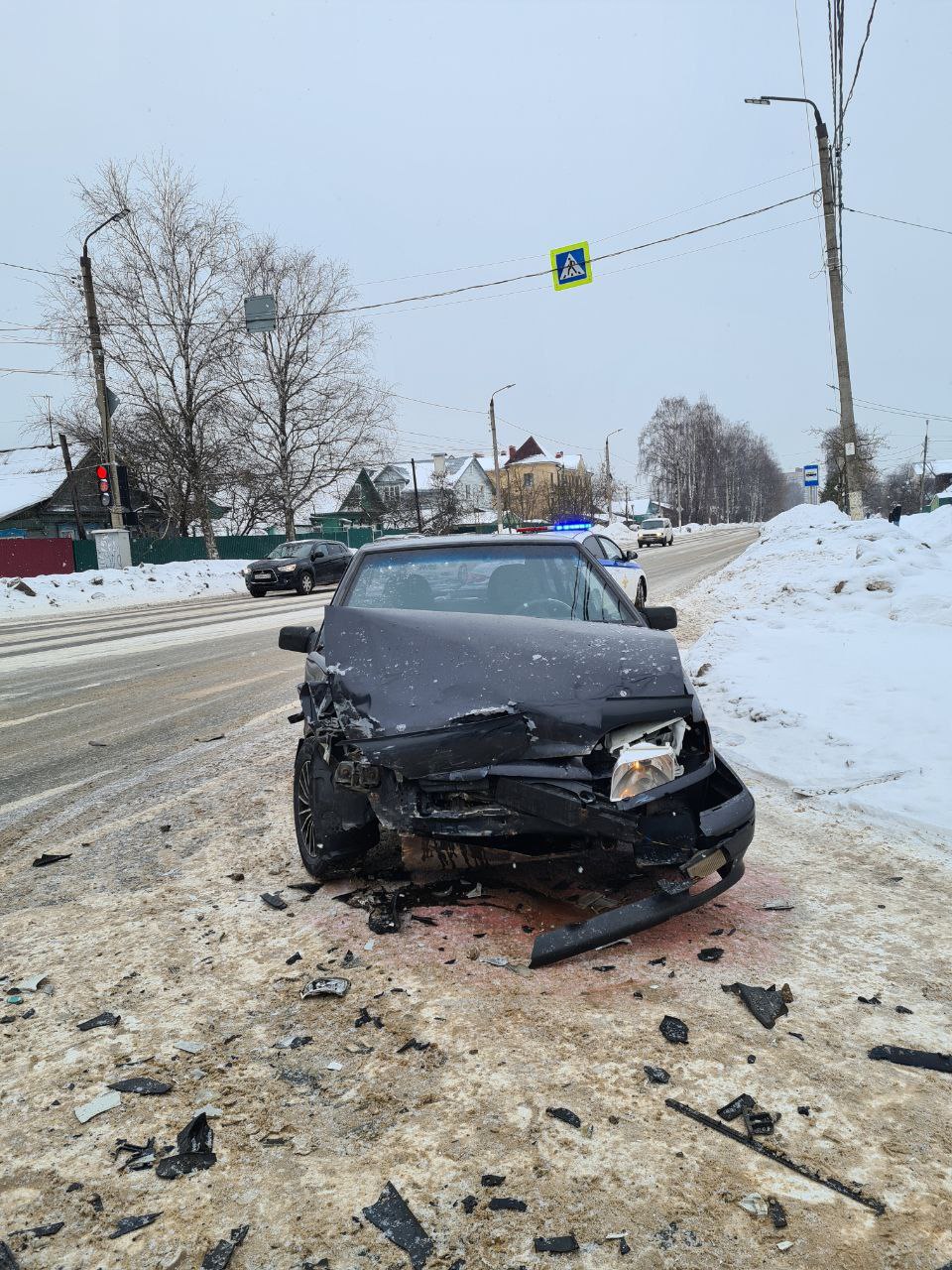 В Твери в столкновении двух легковушек травмы получила девушка-пассажир