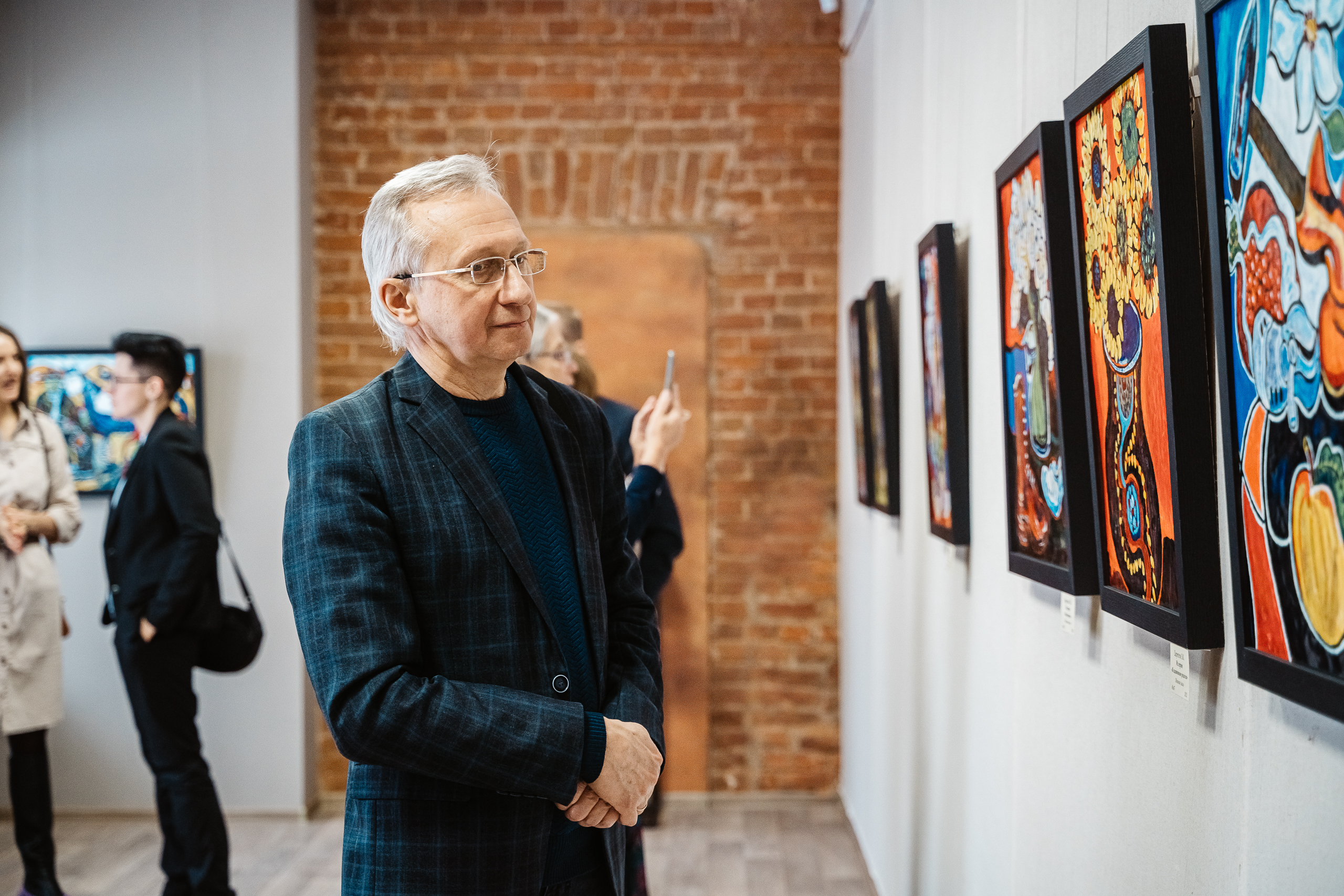 Жители Твери могут познакомиться с эмалью Зубара Церетели