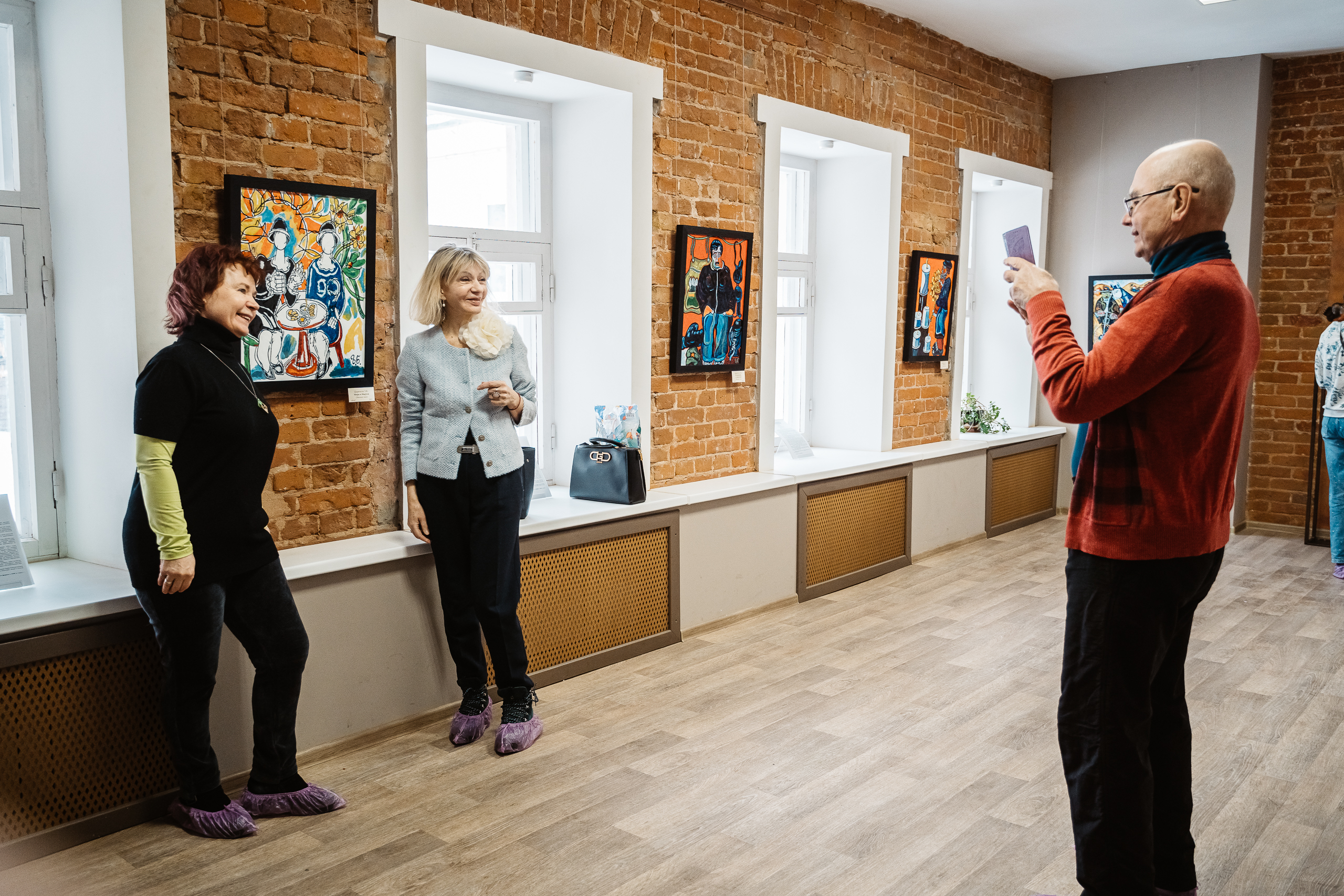 Жители Твери могут познакомиться с эмалью Зубара Церетели