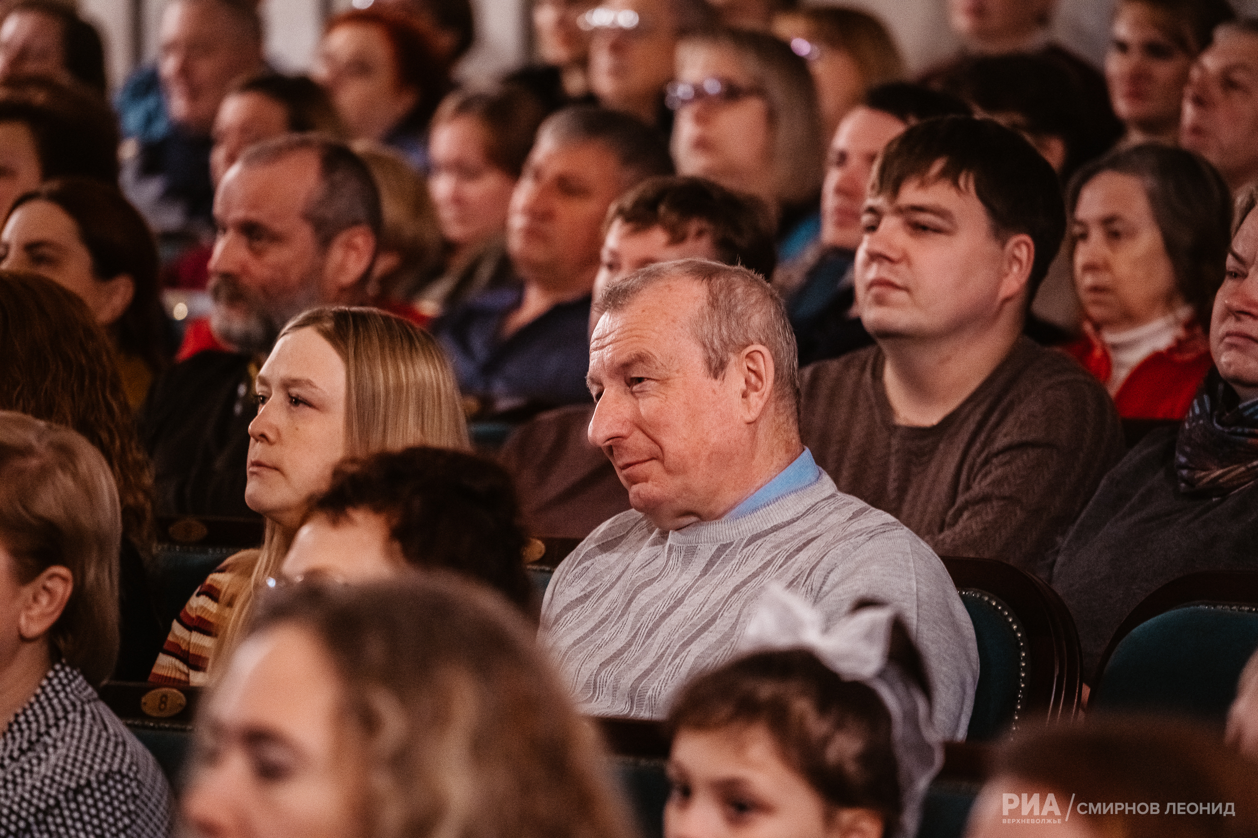 60. Вера. Семья. Отечество: В Твери прошёл юбилейный концерт Дмитрия Певцова