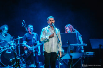 Дмитрий Певцов