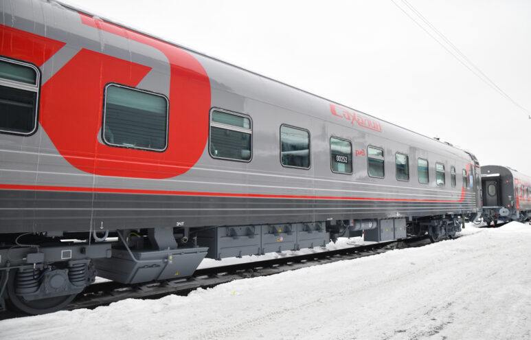 Тверская область поставила восемь новых пассажирских вагонов на Сахалин