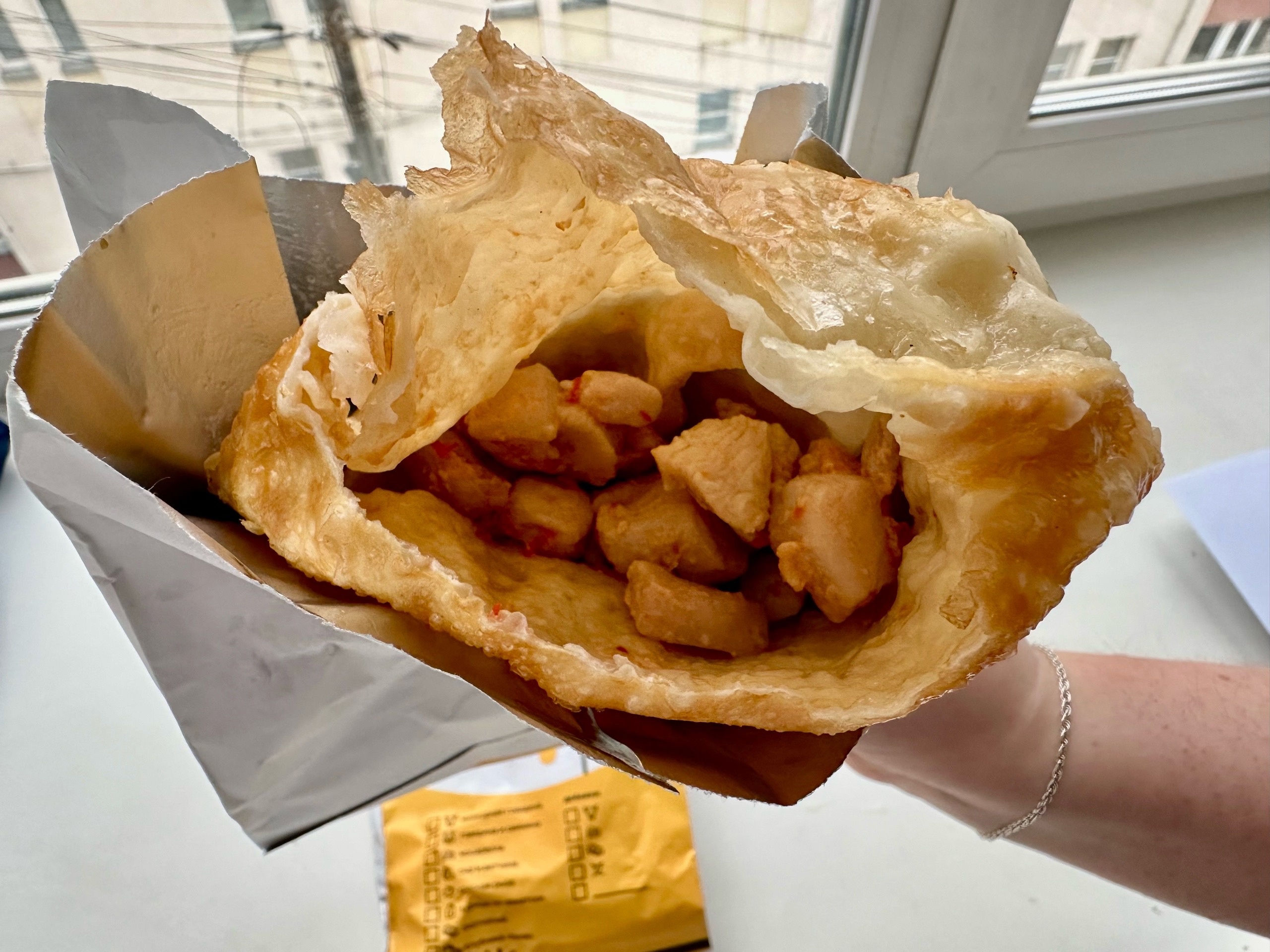 Поели за вас: Где искать вкусные чебуреки в Твери