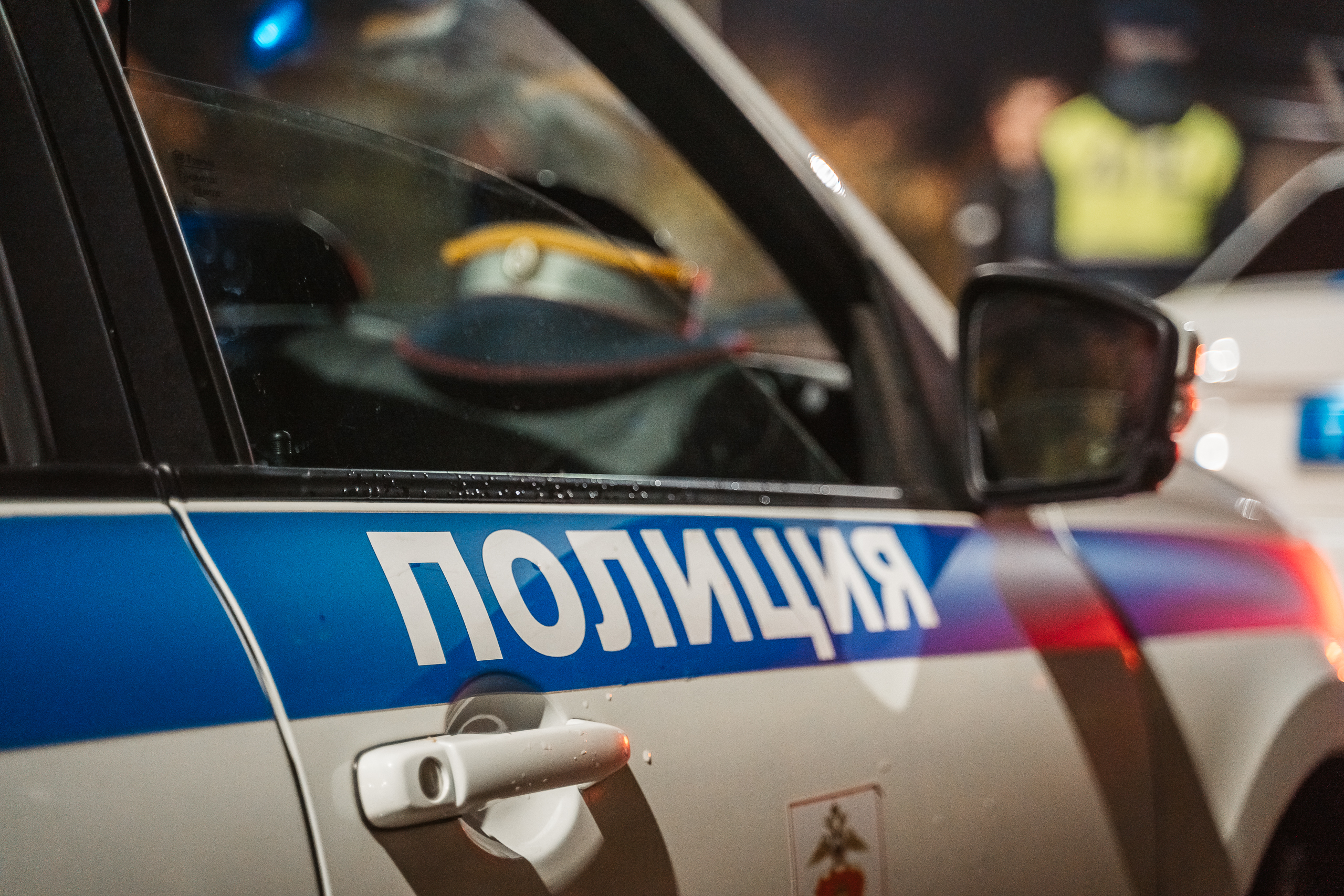 Безработный житель Калязина похитил из подъезда детскую коляску