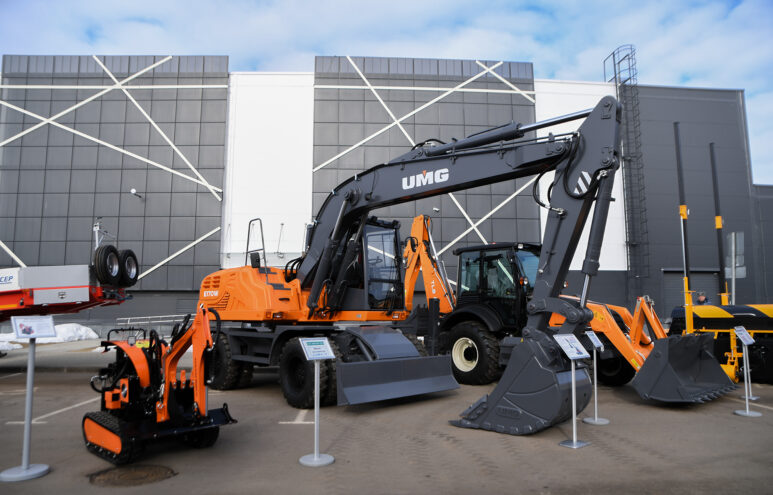 В Твери представили выставку техники, изготовленной на местных предприятиях