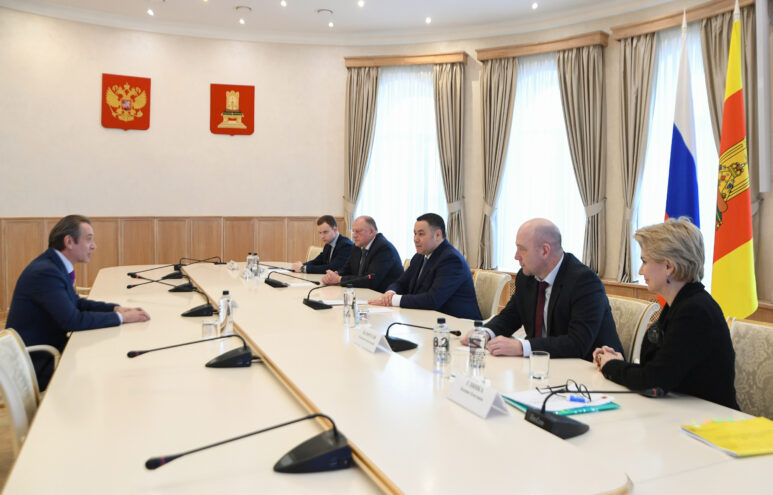 Игорь Руденя и Владимир Машков обсудили развитие культурных проектов в Тверской области Игорь Руденя и Владимир Машков обсудили развитие культурных проектов в Тверской области