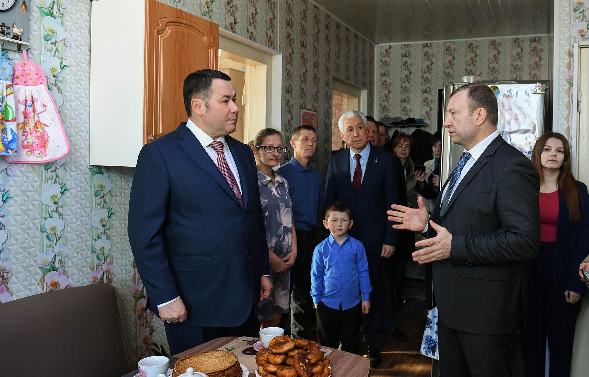 Губернатор посетил газифицированное домовладение большой семьи в деревне в Тверской области Губернатор посетил газифицированное домовладение большой семьи в деревне в Тверской области