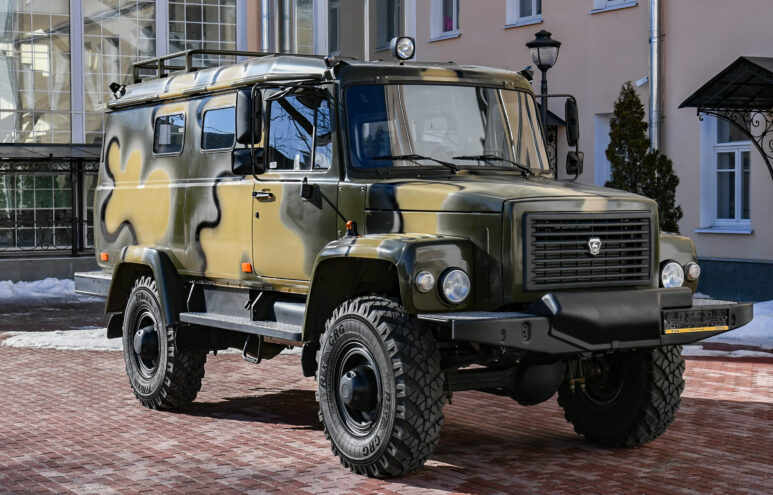 Губернатор Тверской области передал бойцам в зону СВО «Вепря»