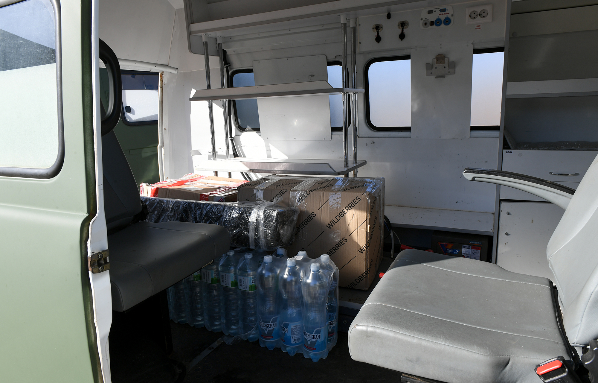 Машины и гуманитарный груз направила Тверская область в зону СВО