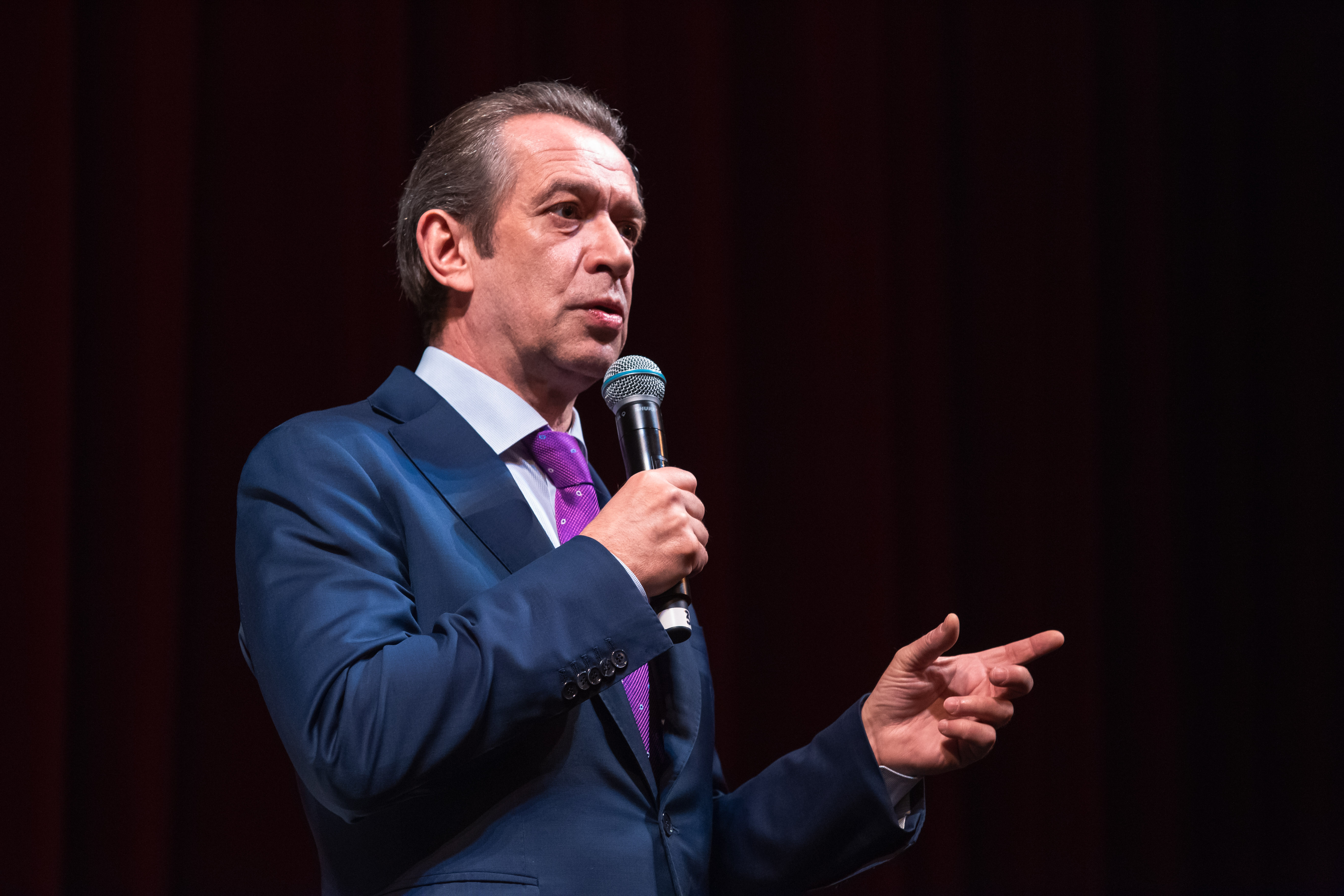 Театр - это про здесь и сейчас: Владимир Машков встретился с деятелями культуры Тверской области